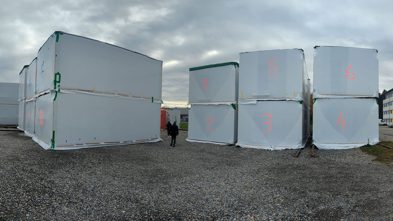 Auf dem Foto sind verpackte Module zu sehen